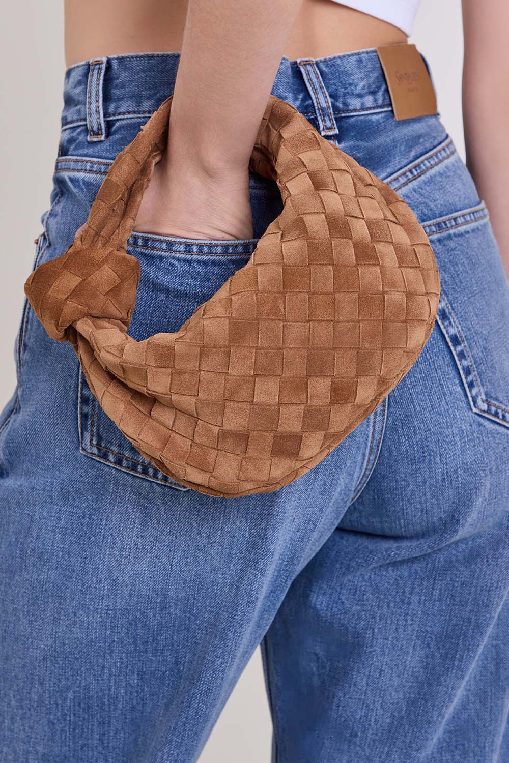 תמונת כל הלוק של תיק נשיאה ג'ודי מיני